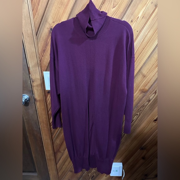 Universal Standard merino sweater tunic in merlot - Picture 3 of 6